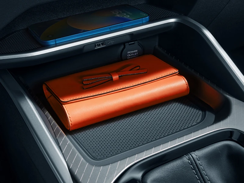 2025-Geely-Emgrand_China-14